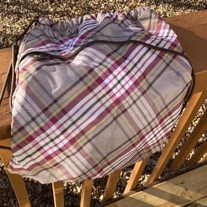 Thirty-one nylon drawstring backpack